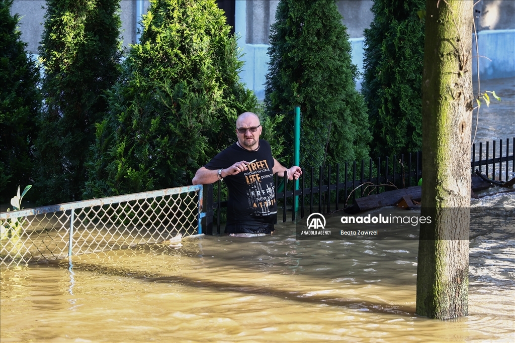 Число жертв последствий наводнений в Европе увеличилось до 20