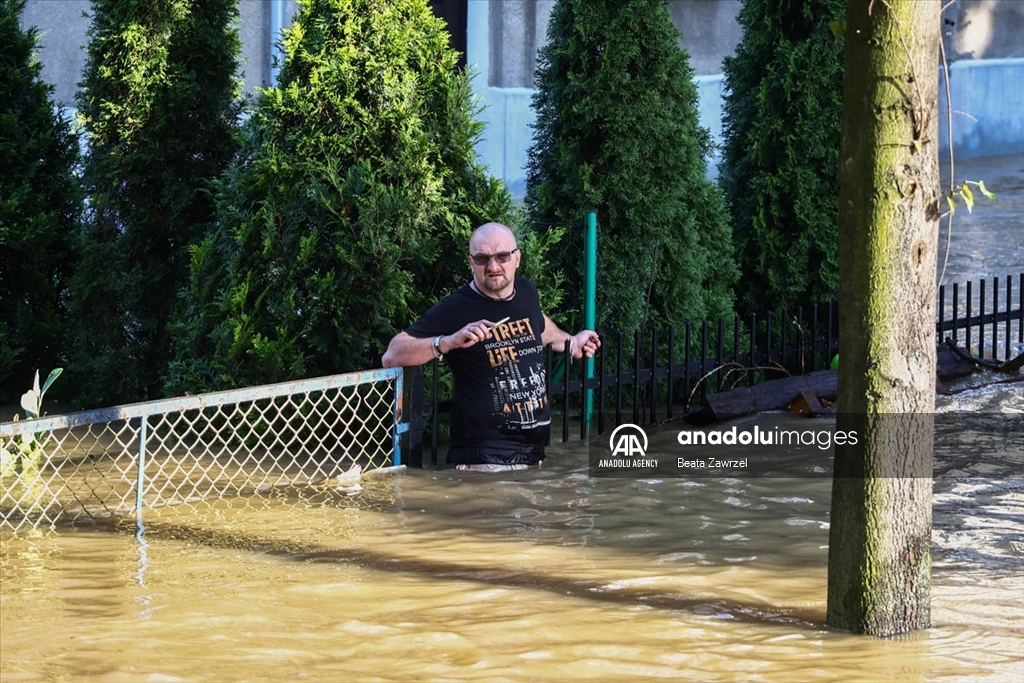 Поплавите во Европа одзедоа 20 животи