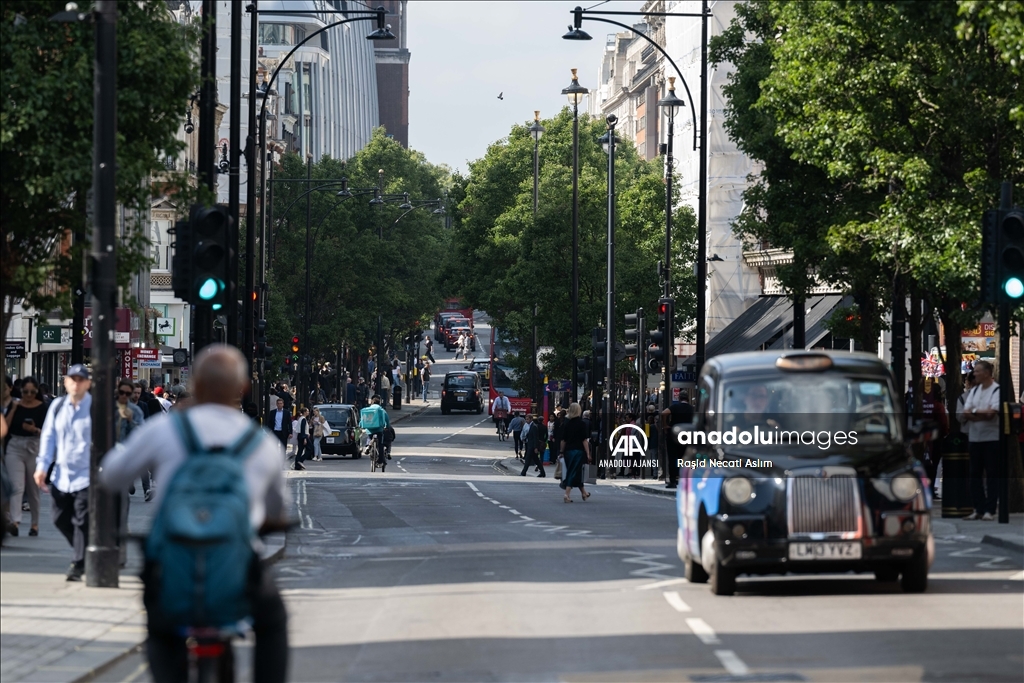 Londra'nın ünlü caddesi Oxford Street yayalaştırılacak