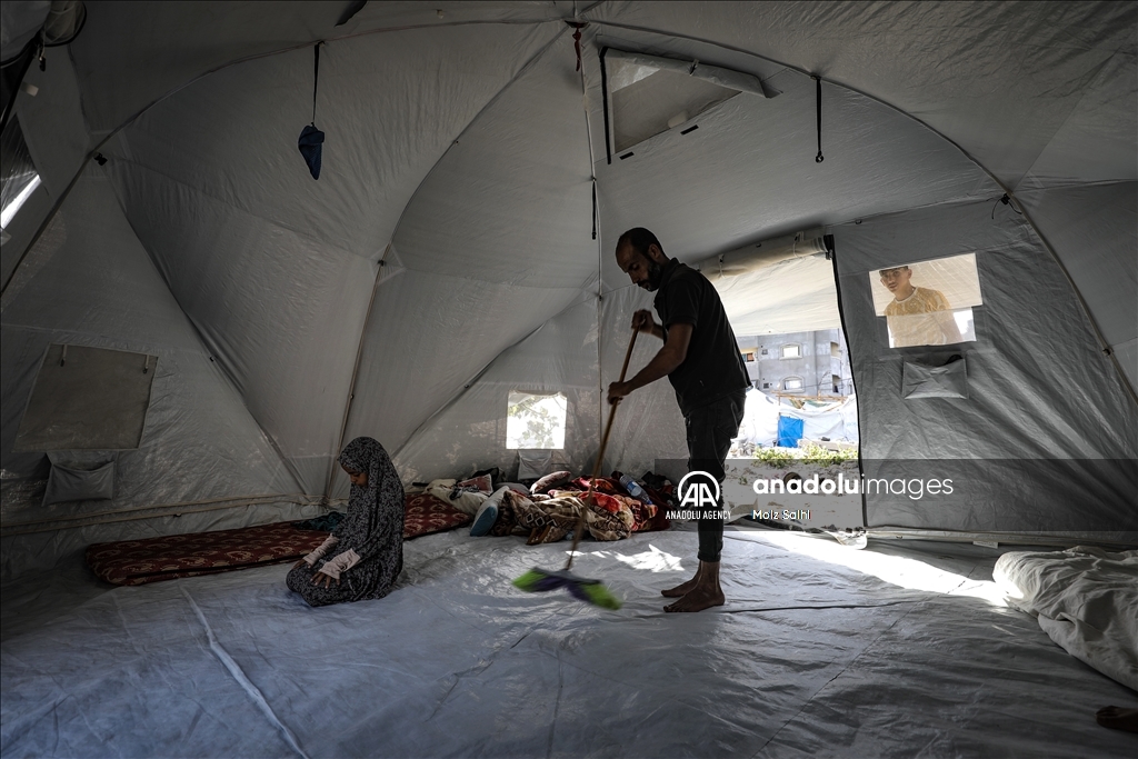 Мужество и любовь: палестинец, потерявший жену, стал и отцом и матерю для детей