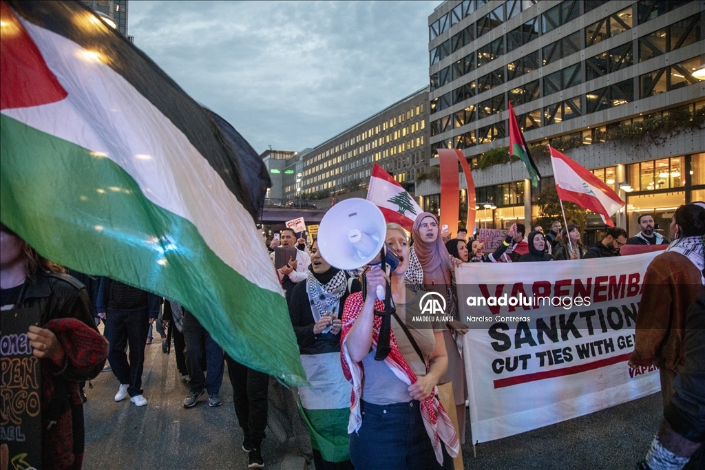 İsrail'in Gazze ve Lübnan'a yönelik saldırıları Stokholm'da protesto edildi