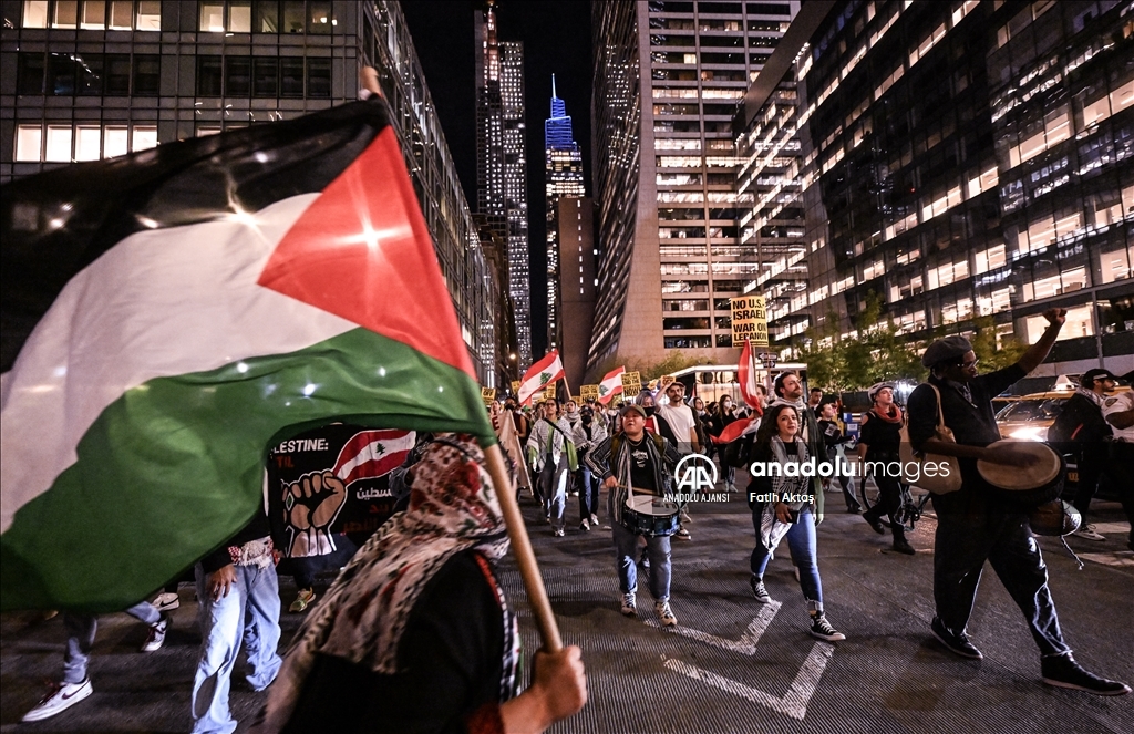 New York'ta Filistin'e destek gösterisi
