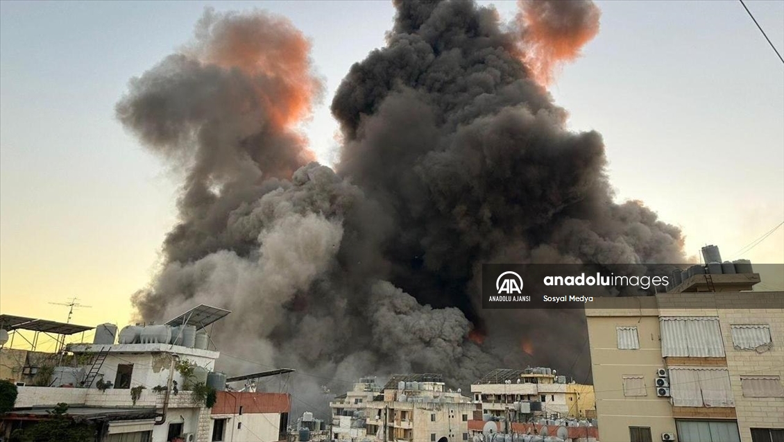 Lübnan'ın başkenti Beyrut'ta çok sayıda patlama sesi duyuldu