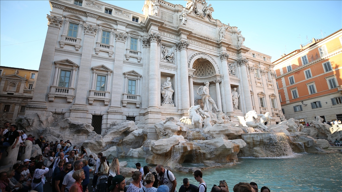 Rome considers ticketing system for Trevi Fountain