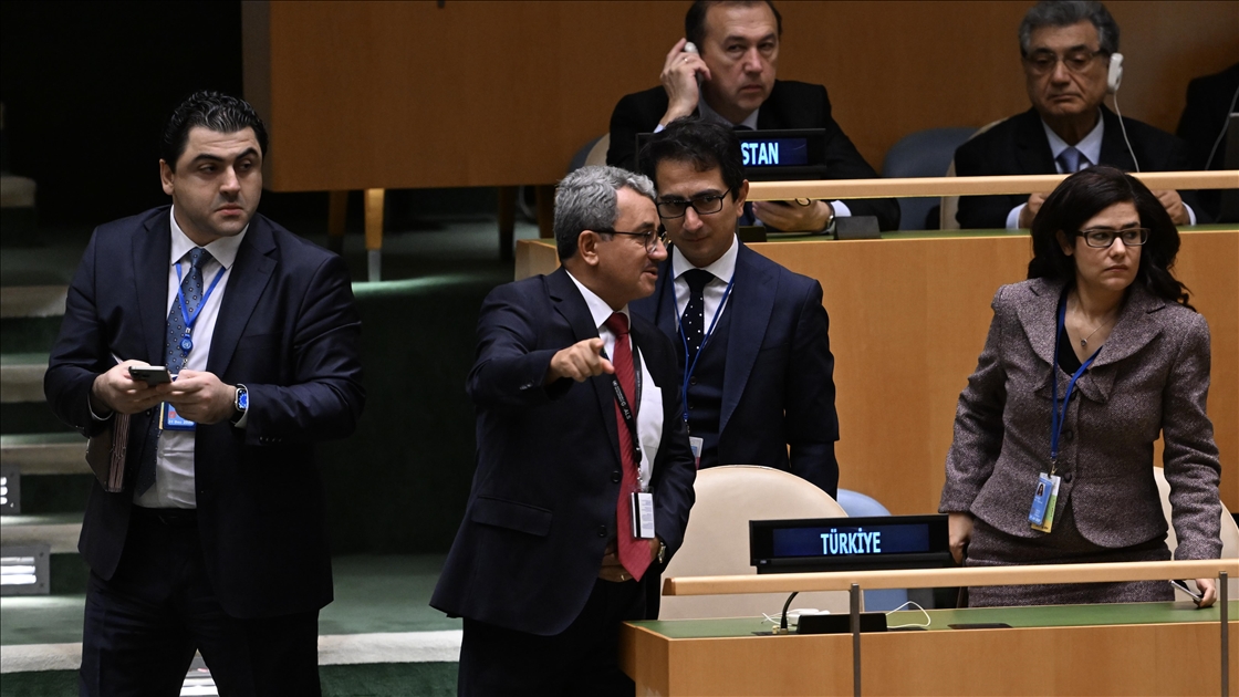 Turkish delegation, others walk out of UN General Assembly in protest of Israeli premier