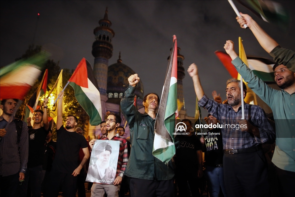 В Тегеране прошла акция протеста против атак Израиля на Ливан