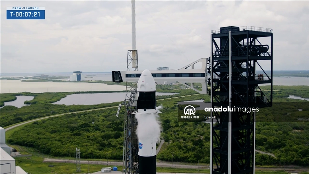 SpaceX'in Crew-9 misyonunun uzay yolculuğu başladı