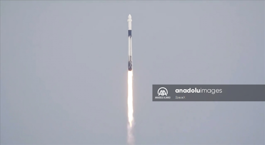 SpaceX'in Crew-9 misyonunun uzay yolculuğu başladı