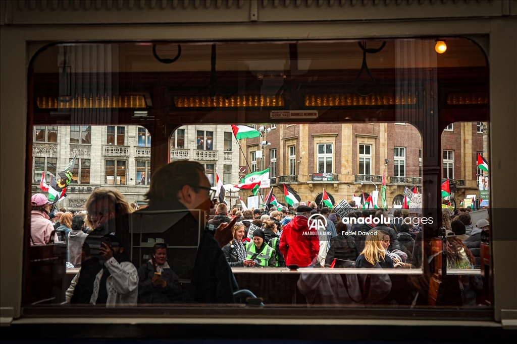 Amsterdam'da Filistin ve Lübnan'a destek gösterisi düzenlendi