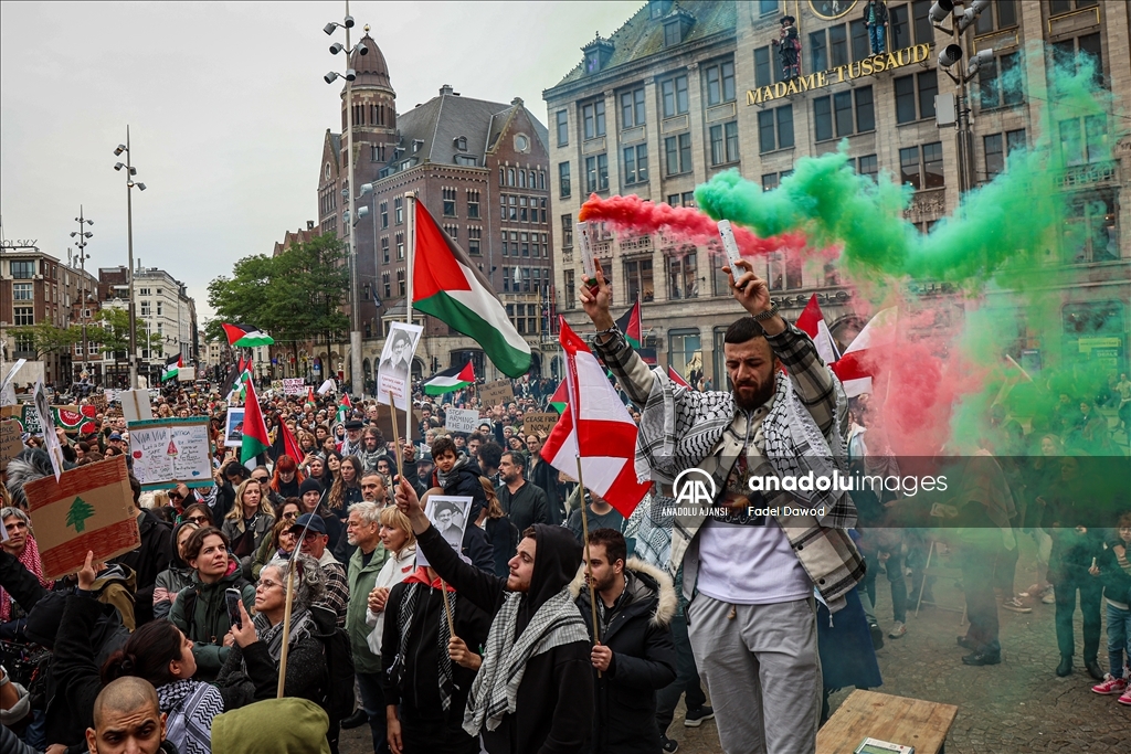 Amsterdam'da Filistin ve Lübnan'a destek gösterisi düzenlendi