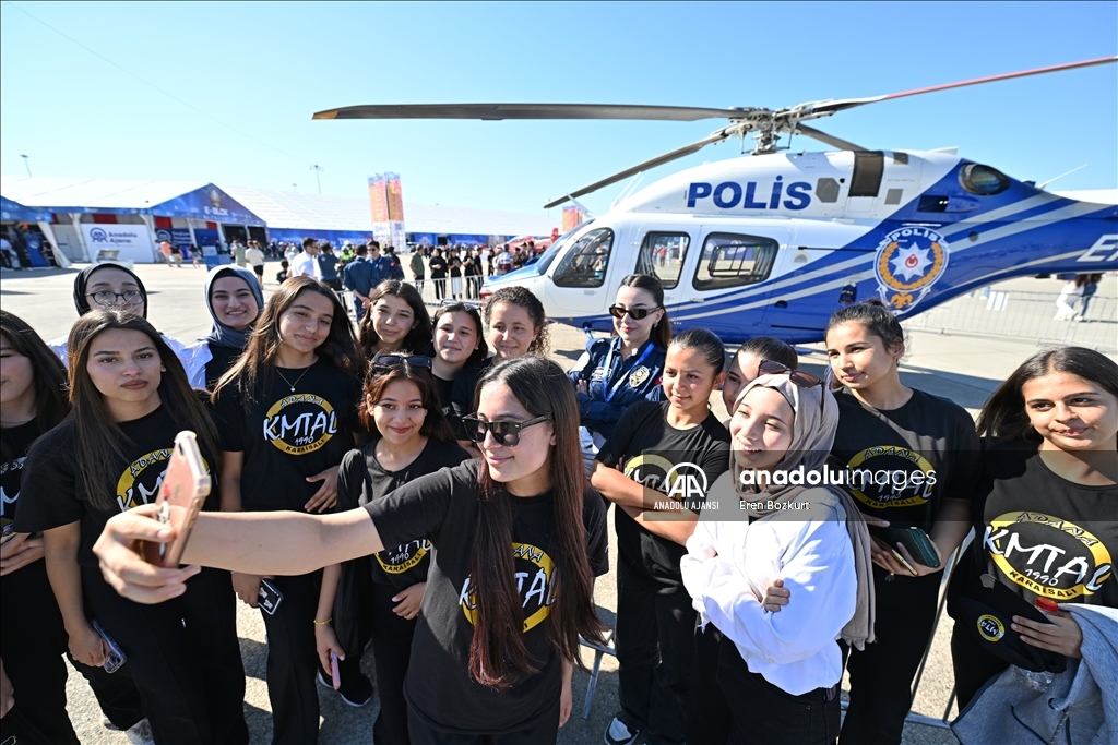 TEKNOFEST Adana ikinci gün etkinlikleriyle devam ediyor