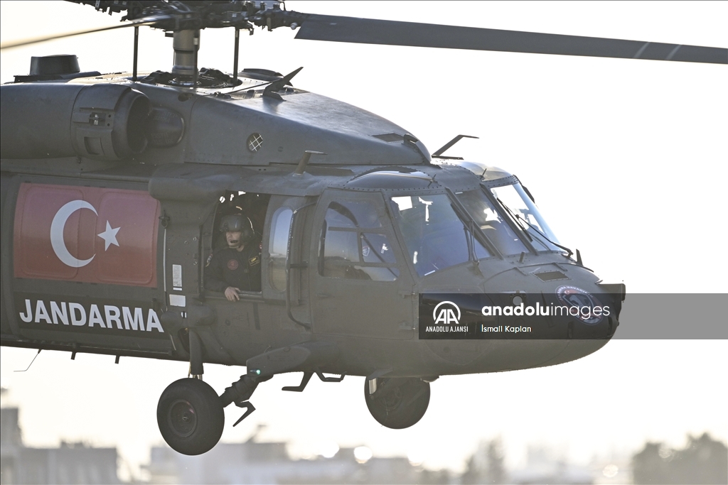 TEKNOFEST Adana'da helikopterle uçuş deneyimi yaşadılar