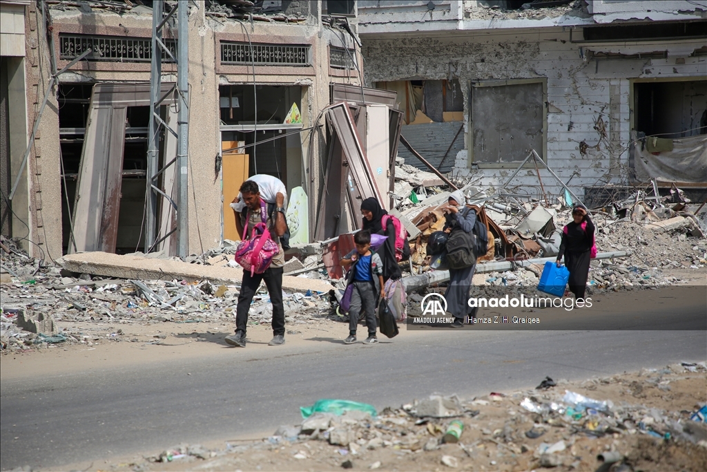 الجيش الإسرائيلي يجتاح جباليا وينذر سكان شمال غزة بالإخلاء