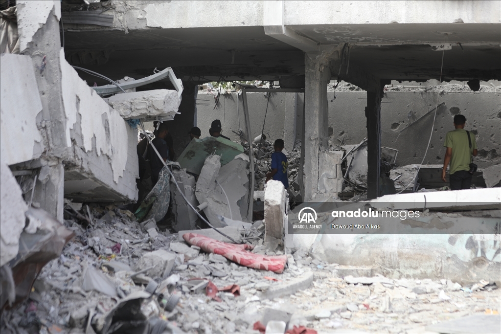 Israeli attack on Gaza City's Ibn al-Haitham school