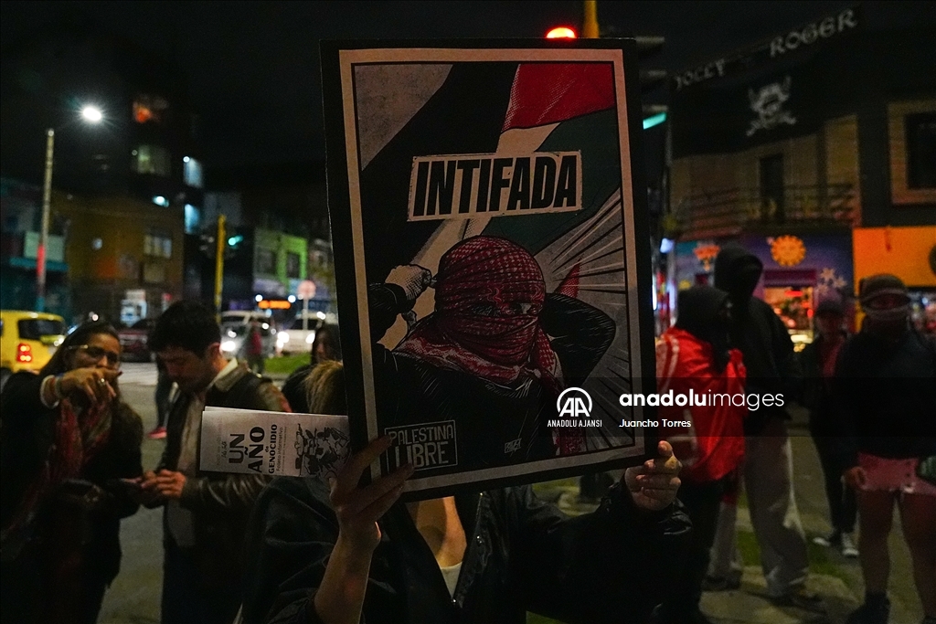 Gazze'de 1 yıldır süren soykırım Kolombiya'da protesto edildi