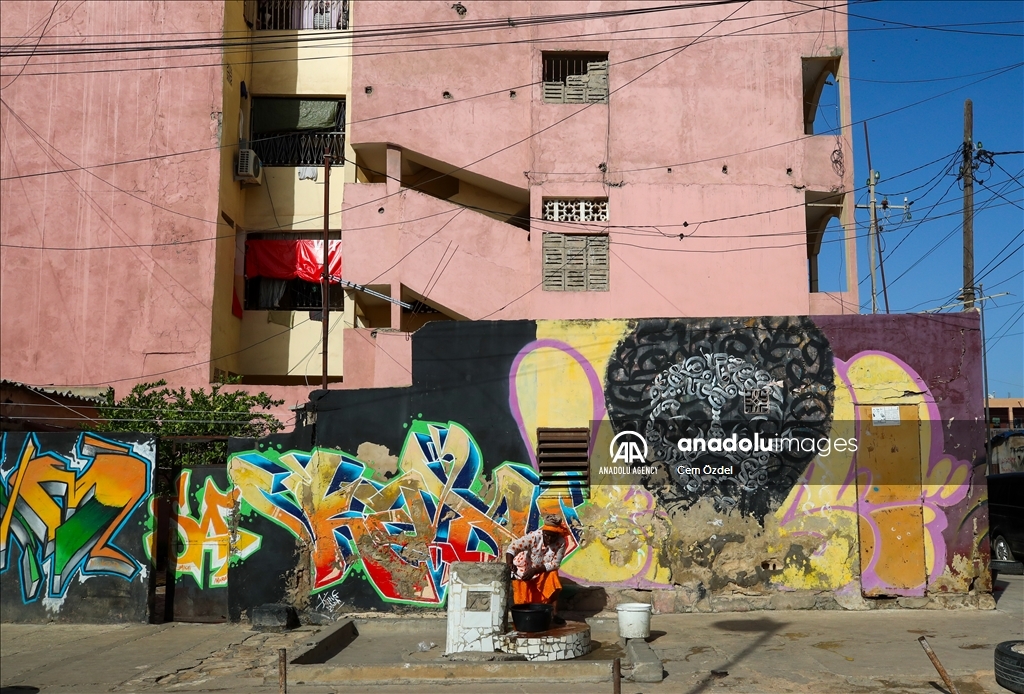 Walls; The voice of young Senegalese artists