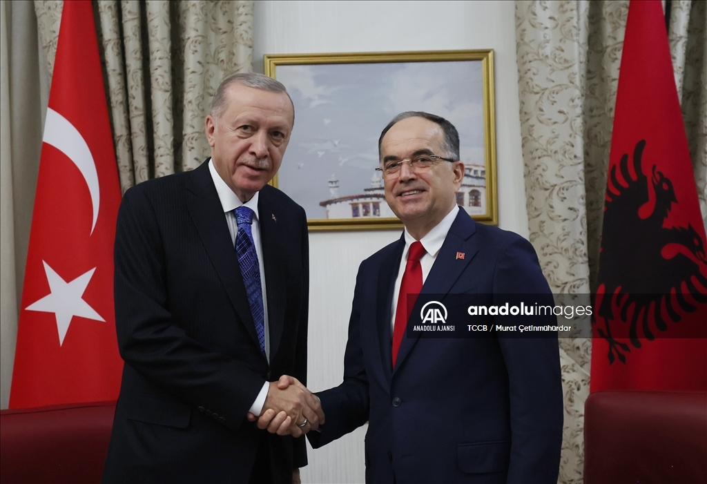 Cumhurbaşkanı Erdoğan, Arnavutluk Cumhurbaşkanı Begay ile bir araya geldi