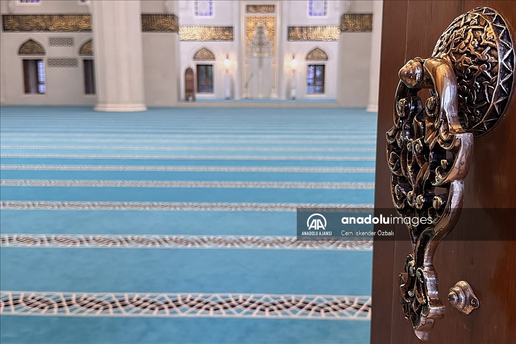 Arnavutluk'taki Namazgah Camisi