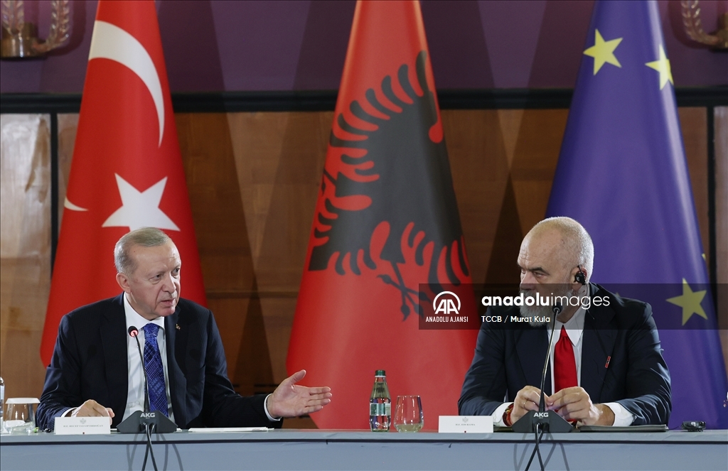 Cumhurbaşkanı Erdoğan, Arnavutluk'ta