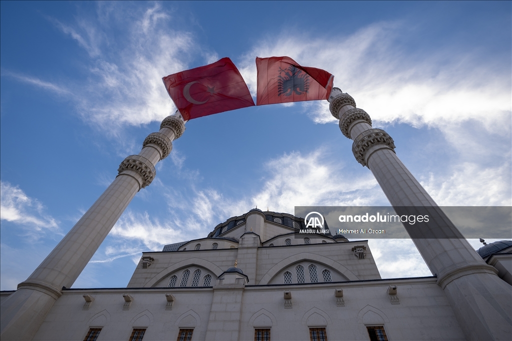 Cumhurbaşkanı Erdoğan, Arnavutluk'ta Namazgah Camisi'nin açılışına katıldı