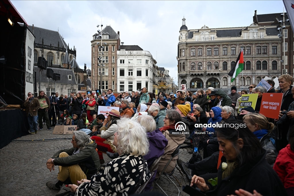 Hollanda'da Filistin'e destek gösterisi düzenlendi