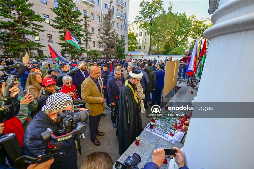 موسكو.. دبلوماسيون ومتضامنون ينددون بالإبادة الإسرائيلية بغزة