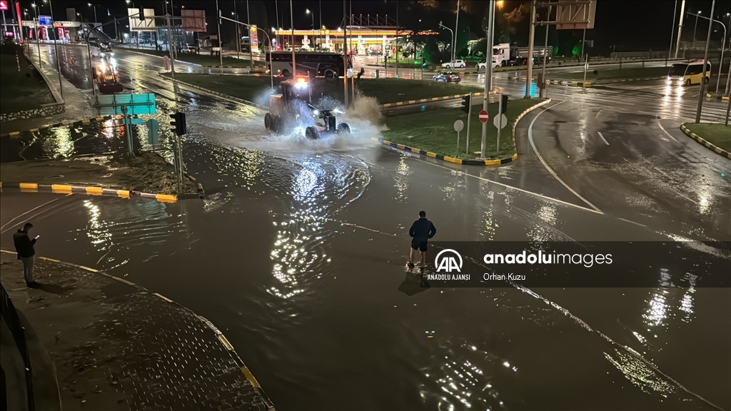 Karabük'te sağanak etkili oldu