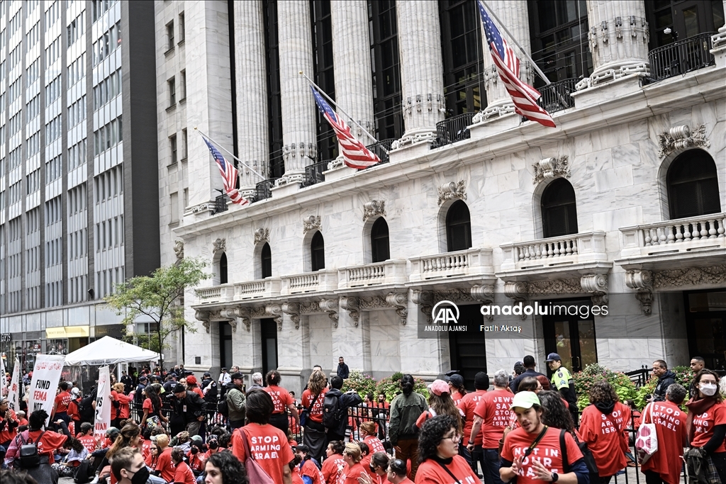 New York'ta düzenlenen Filistin'e destek gösterisine polis müdahale etti