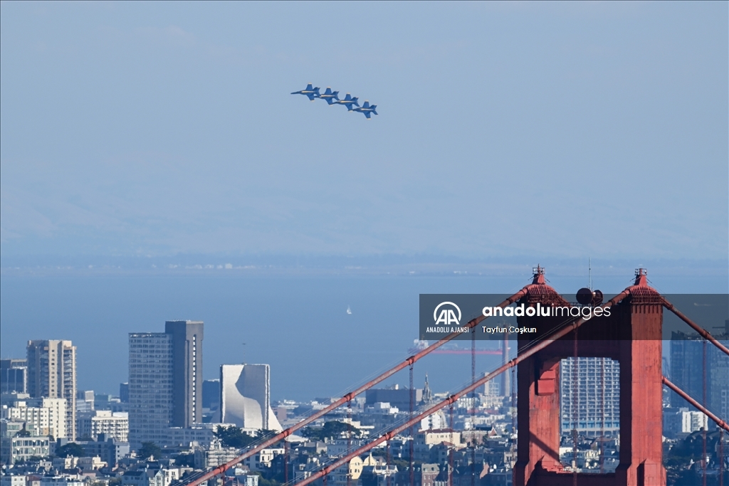 San Francisco'da Donanma Haftası kapsamında hava gösterileri gerçekleştirildi