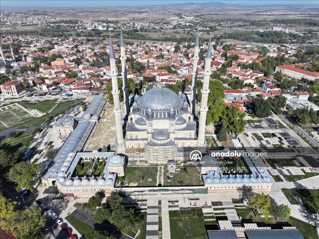 Selimiye Camisi'nin dış cephe restorasyonu, minare ve kurşun işleri tamamlandı