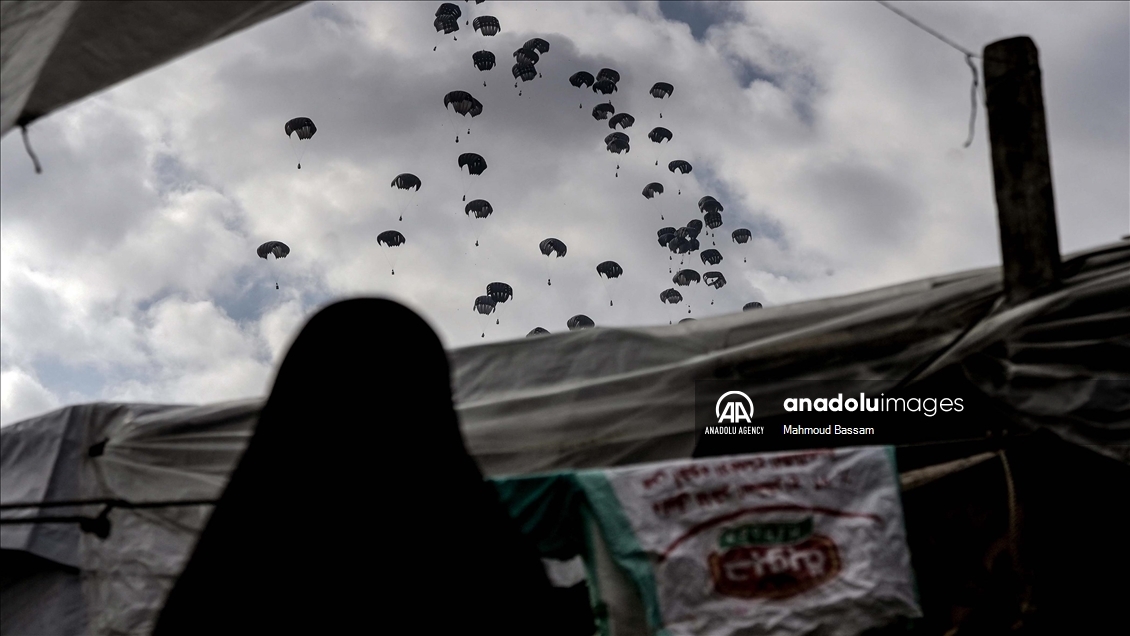 Planes airdrop humanitarian aid in Gaza amid Israeli attacks 