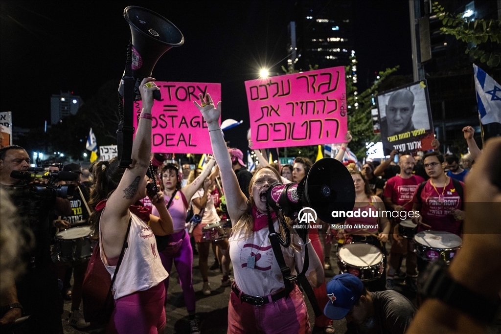 Gazze’de ateşkes ve esir takası anlaşması talebiyle Tel Aviv’de gösteri düzenlendi