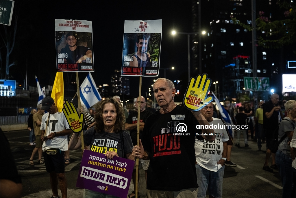 Gazze’de ateşkes ve esir takası anlaşması talebiyle Tel Aviv’de gösteri düzenlendi