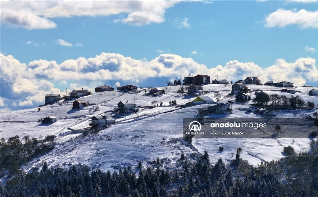 Trabzon'un yüksek kesimlerinde kar etkili oldu