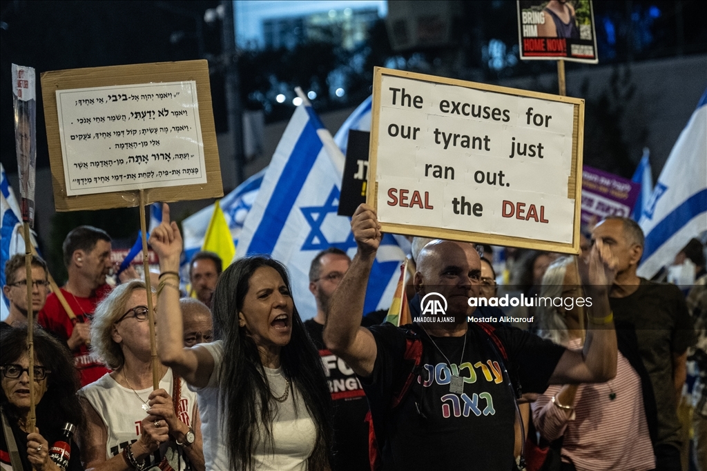 Gazze’de ateşkes ve esir takası anlaşması talebiyle Tel Aviv’de gösteri düzenlendi