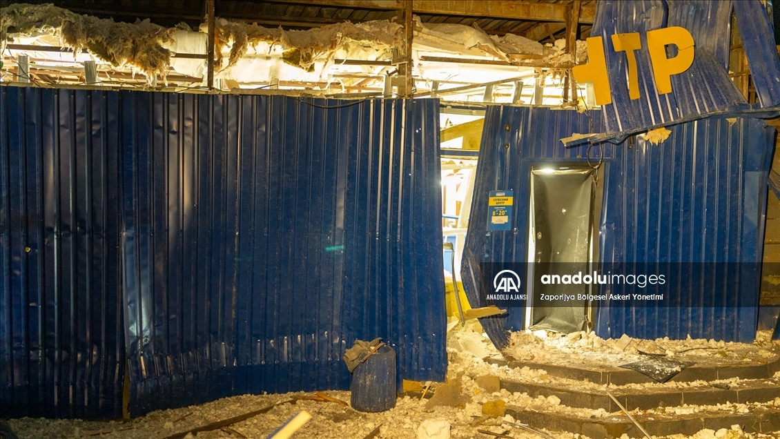 Rusya, Zaporijya'daki yerleşim birimlerine hava saldırısı düzenledi