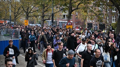 Amsterdam'da protesto hakkını savunmak için gösteri düzenlendi