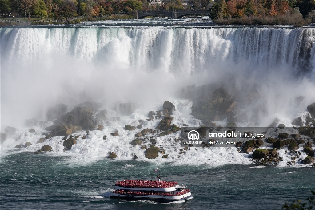 Daily Life in Niagara Falls