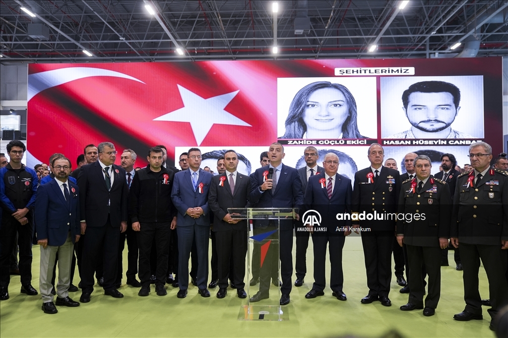 TUSAŞ'a yapılan terör saldırısında şehit olanlar için SAHA EXPO'da anma töreni düzenlendi