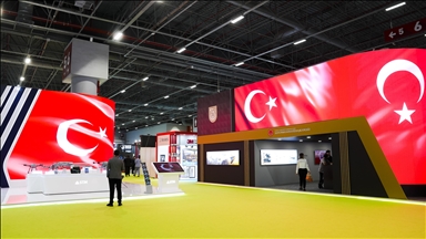 TUSAŞ'a yönelik terör saldırısının ardından SAHA EXPO alanı Türk bayraklarıyla donatıldı