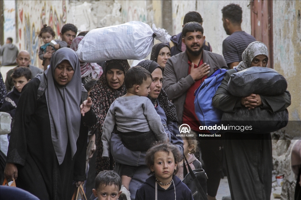 İsrail ordusu, Gazze'nin kuzeyindeki Filistinlileri bir kez daha zorla göç ettiriyor