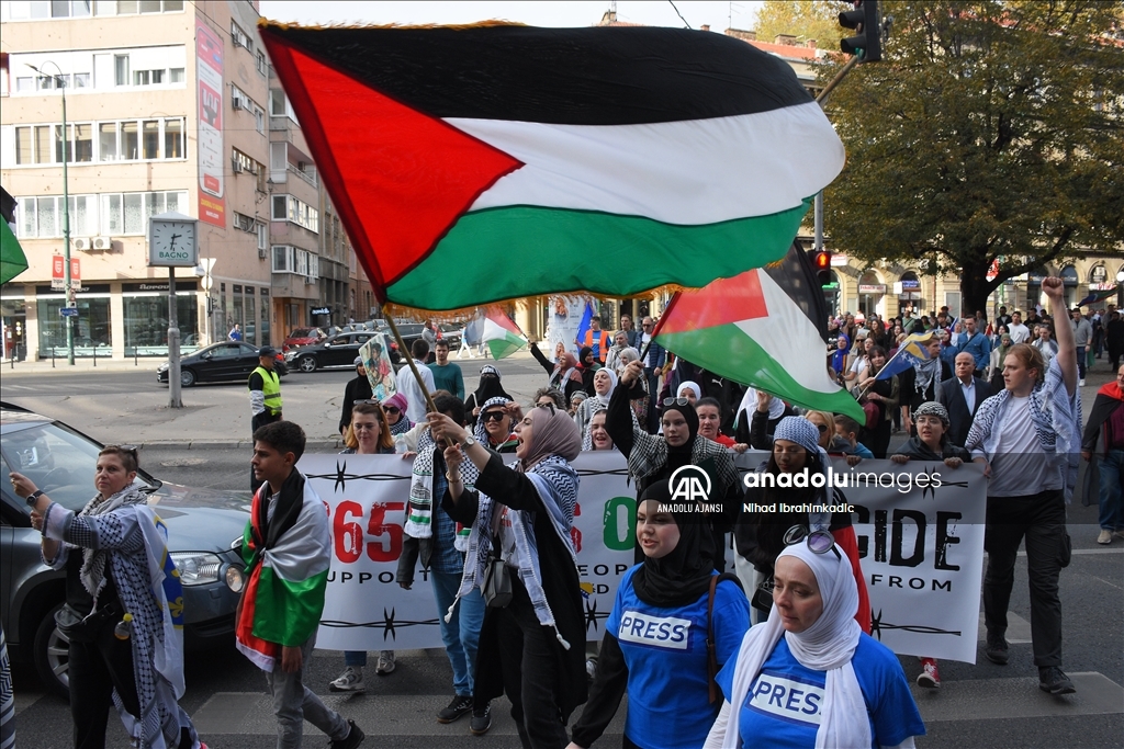 Bosna Hersek'te İsrail'in Gazze'ye saldırıları protesto edildi