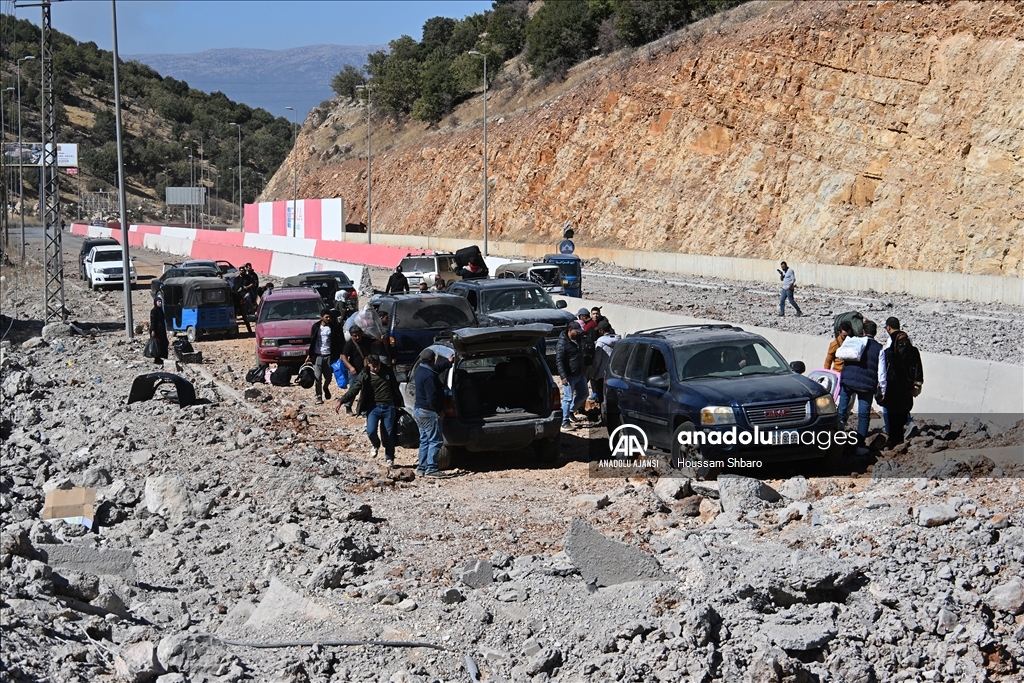 İsrail'in, Suriye'yi Lübnan'a bağlayan El-Masna Sınır Kapısı'nı hedef alması