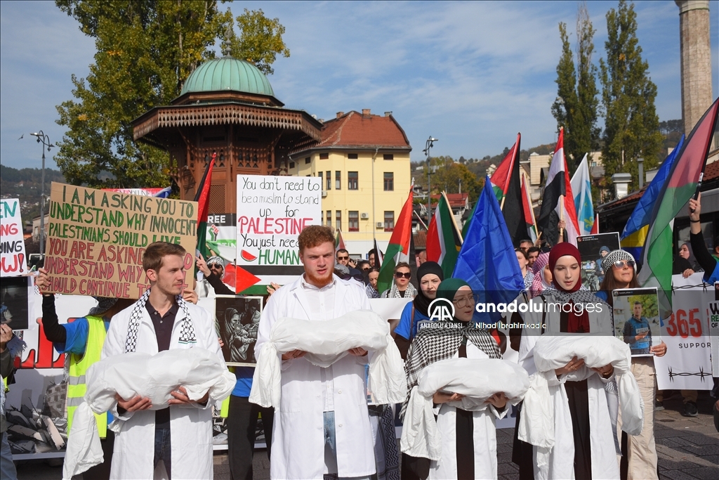 Bosna Hersek'te İsrail'in Gazze'ye saldırıları protesto edildi