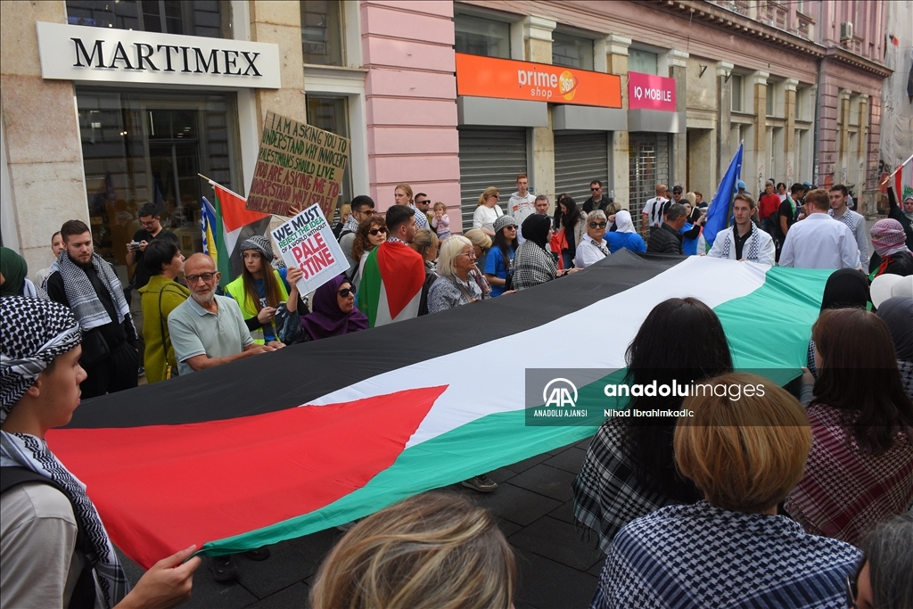 Bosna Hersek'te İsrail'in Gazze'ye saldırıları protesto edildi