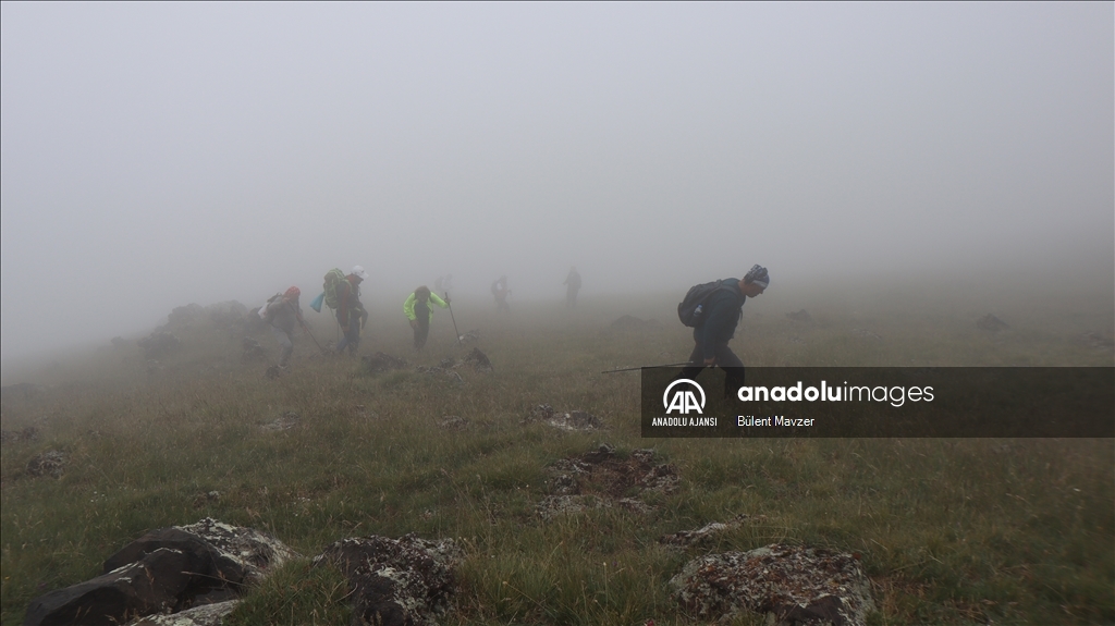 Turizme açılan Küçük Ağrı Dağı dağcıları ağırlıyor