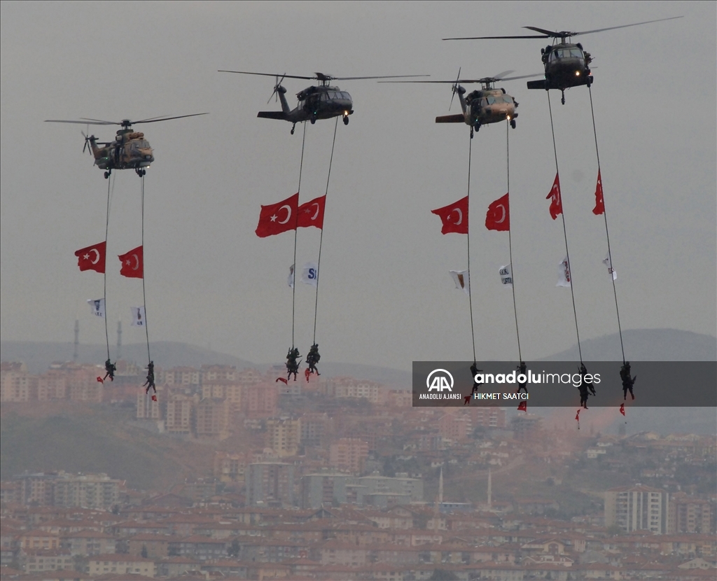 Türkiye Cumhuriyeti 101. yılını kutluyor