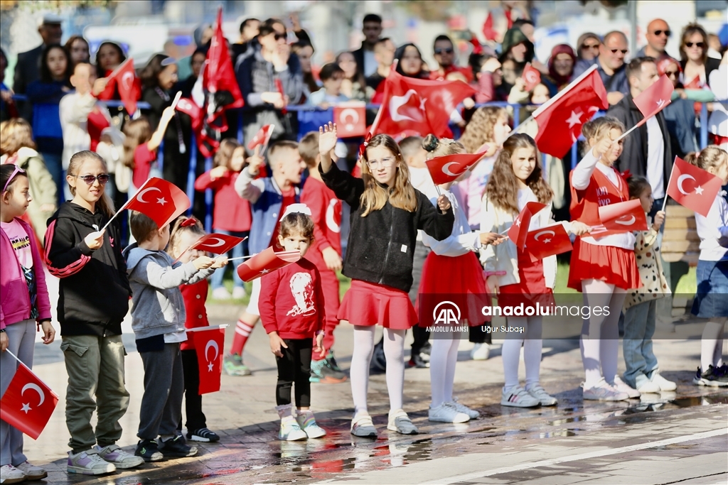 Sakarya'da 29 Ekim Cumhuriyet Bayramı törenle kutlandı