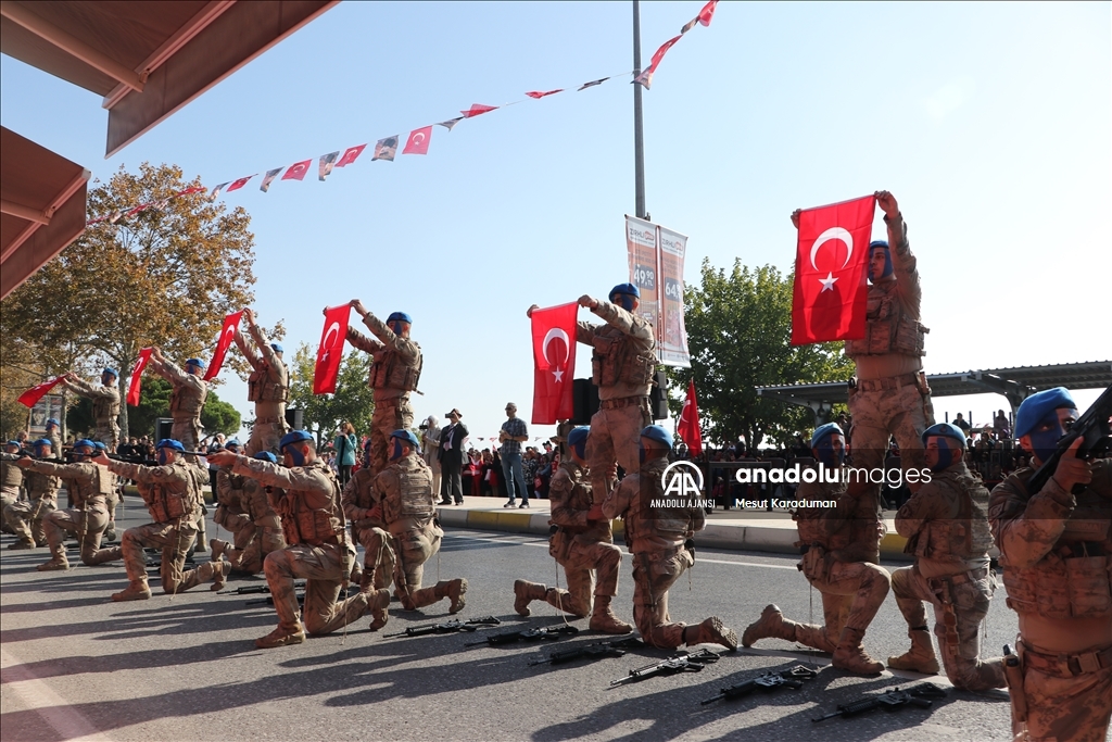 Tekirdağ'da  29 Ekim Cumhuriyet Bayramı törenle kutlandı