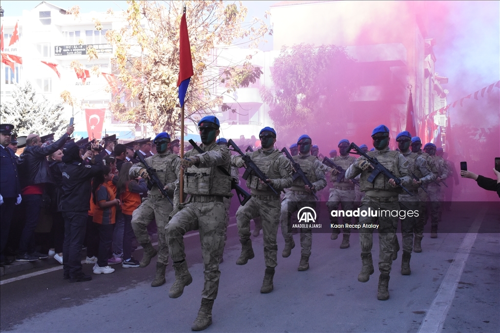 Aksaray'da 29 Ekim Cumhuriyet Bayramı törenle kutlandı